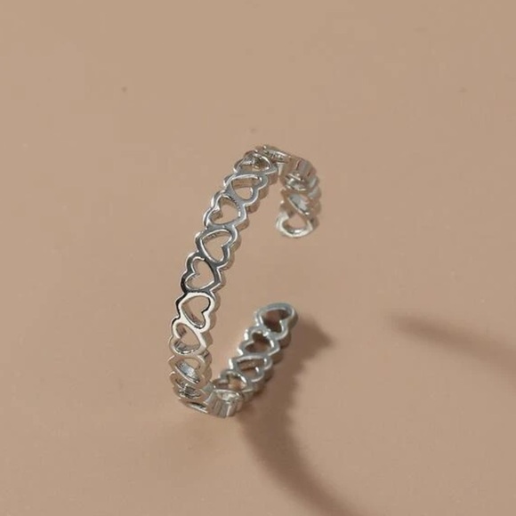 3/$30 Silver Heart Design Ring - Picture 1 of 4